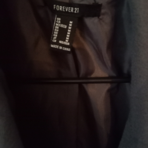 Unisex Gray forever21 short trench coat - Picture 14 of 14